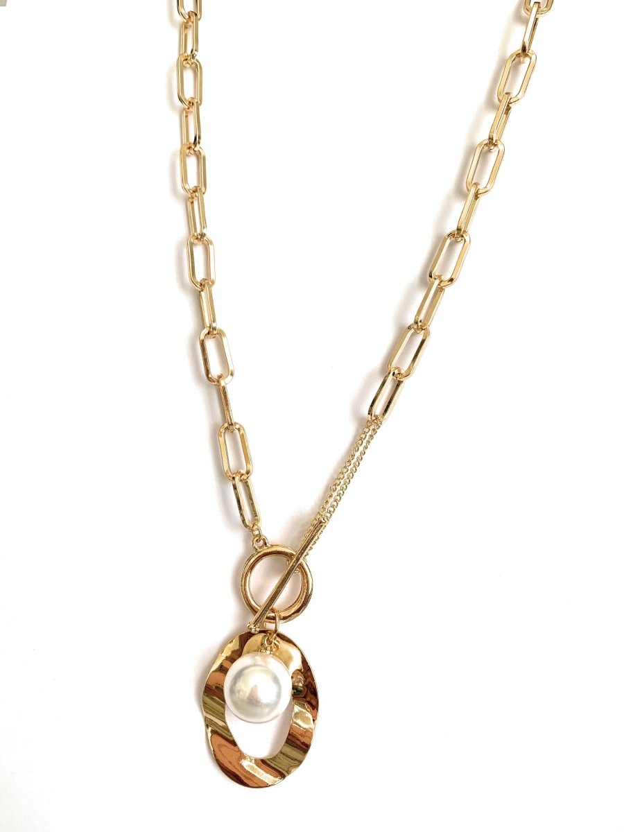 Bold Luxe Link Necklace with Simulated Pearl Accent - Yourstylesite
