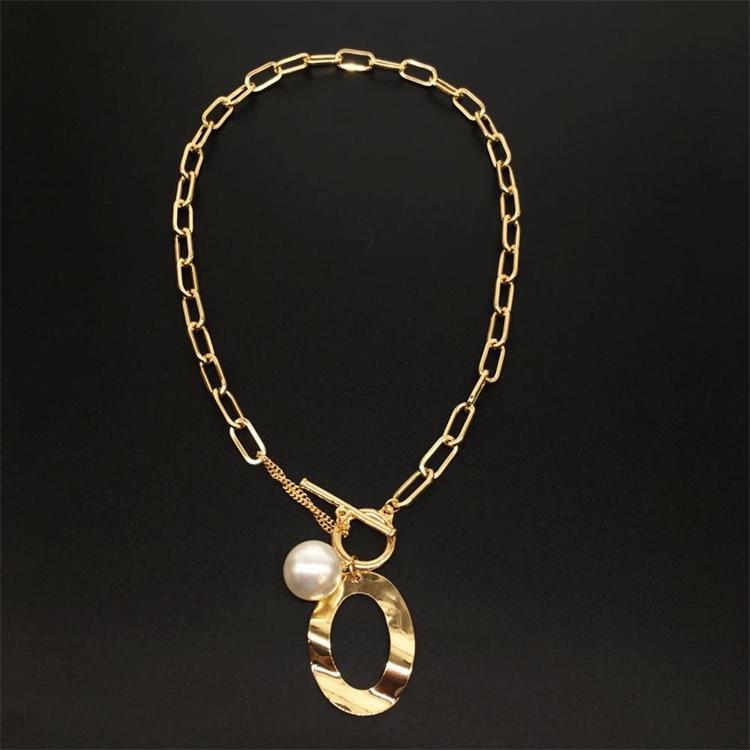 Bold Luxe Link Necklace with Simulated Pearl Accent - Yourstylesite