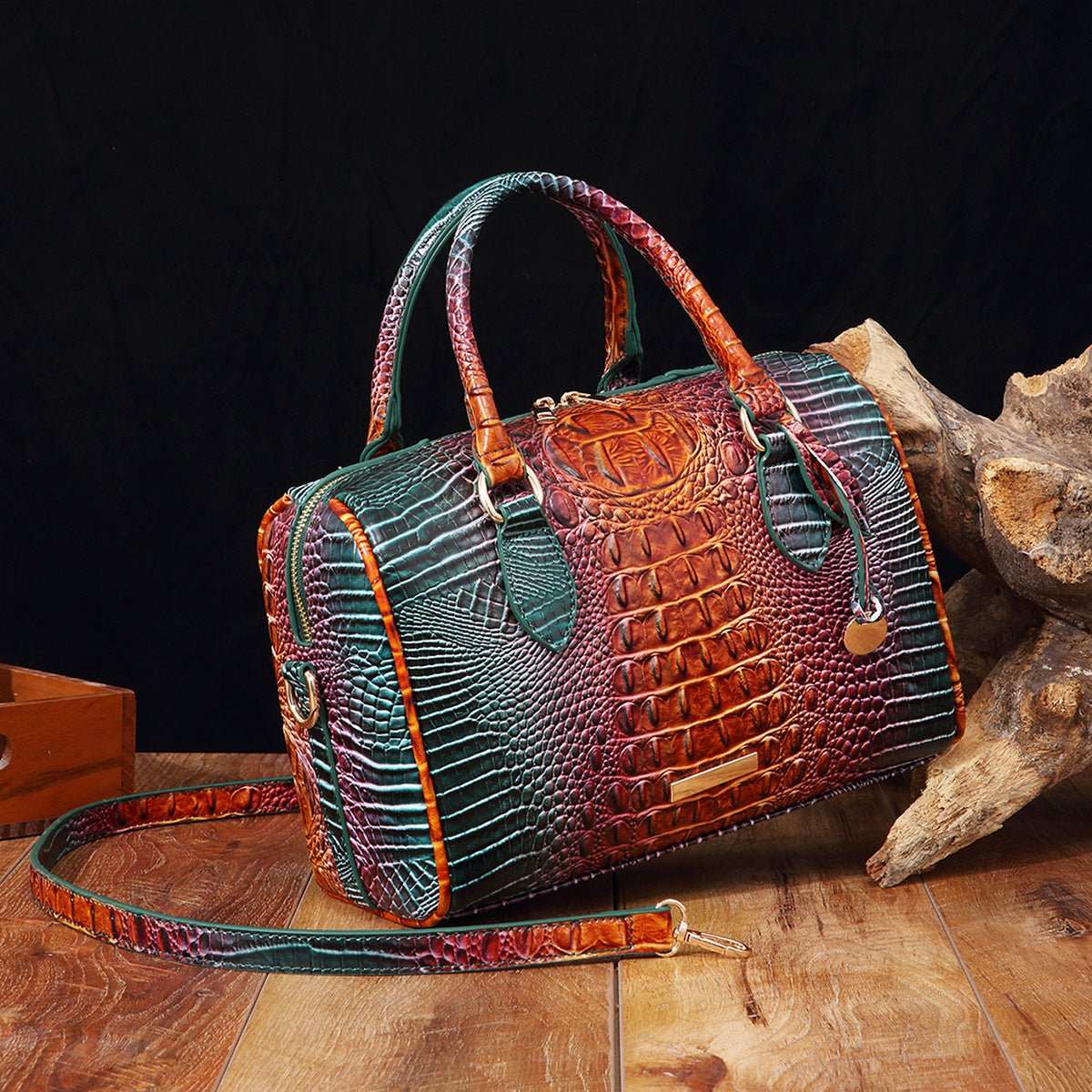 Elegant Retro Women&