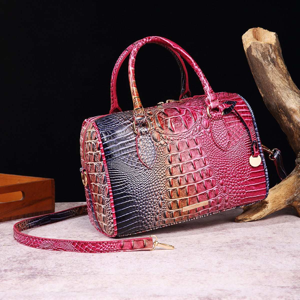 Elegant Retro Women&