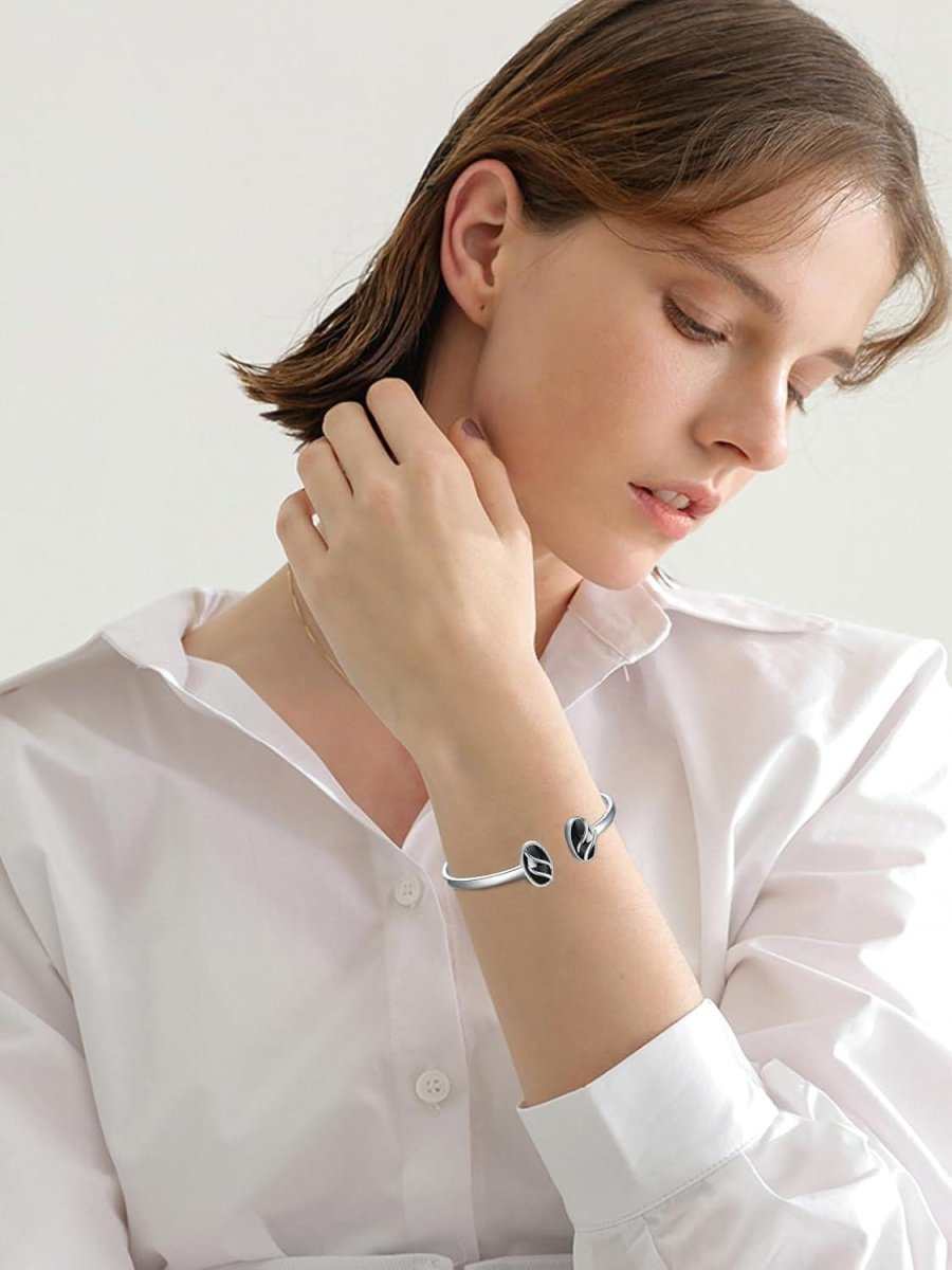 Green Malachite & Sterling Silver Bangle for Elegant Women - Yourstylesite