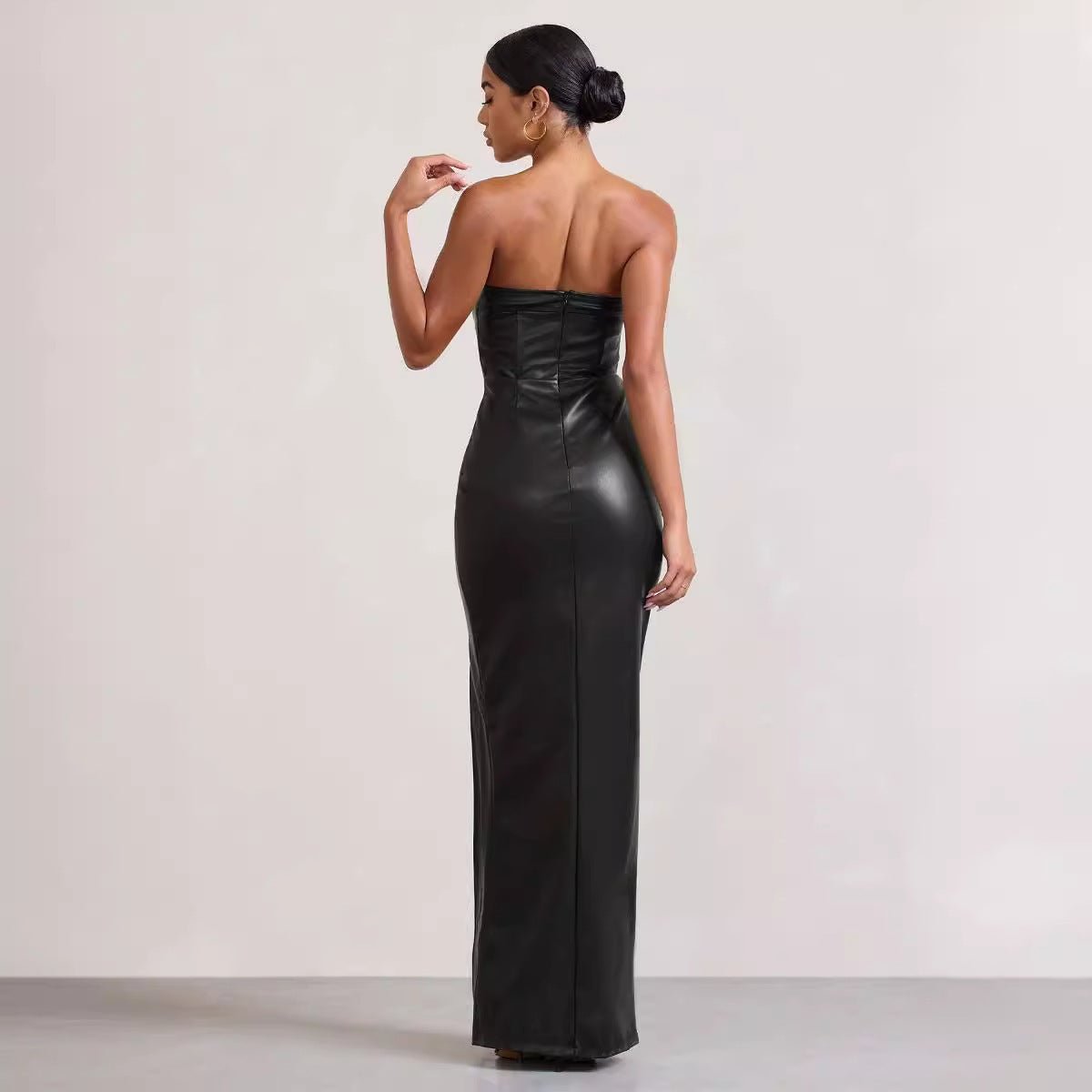 Sleek & Strapless - Elegant & Effortless Style - Yourstylesite