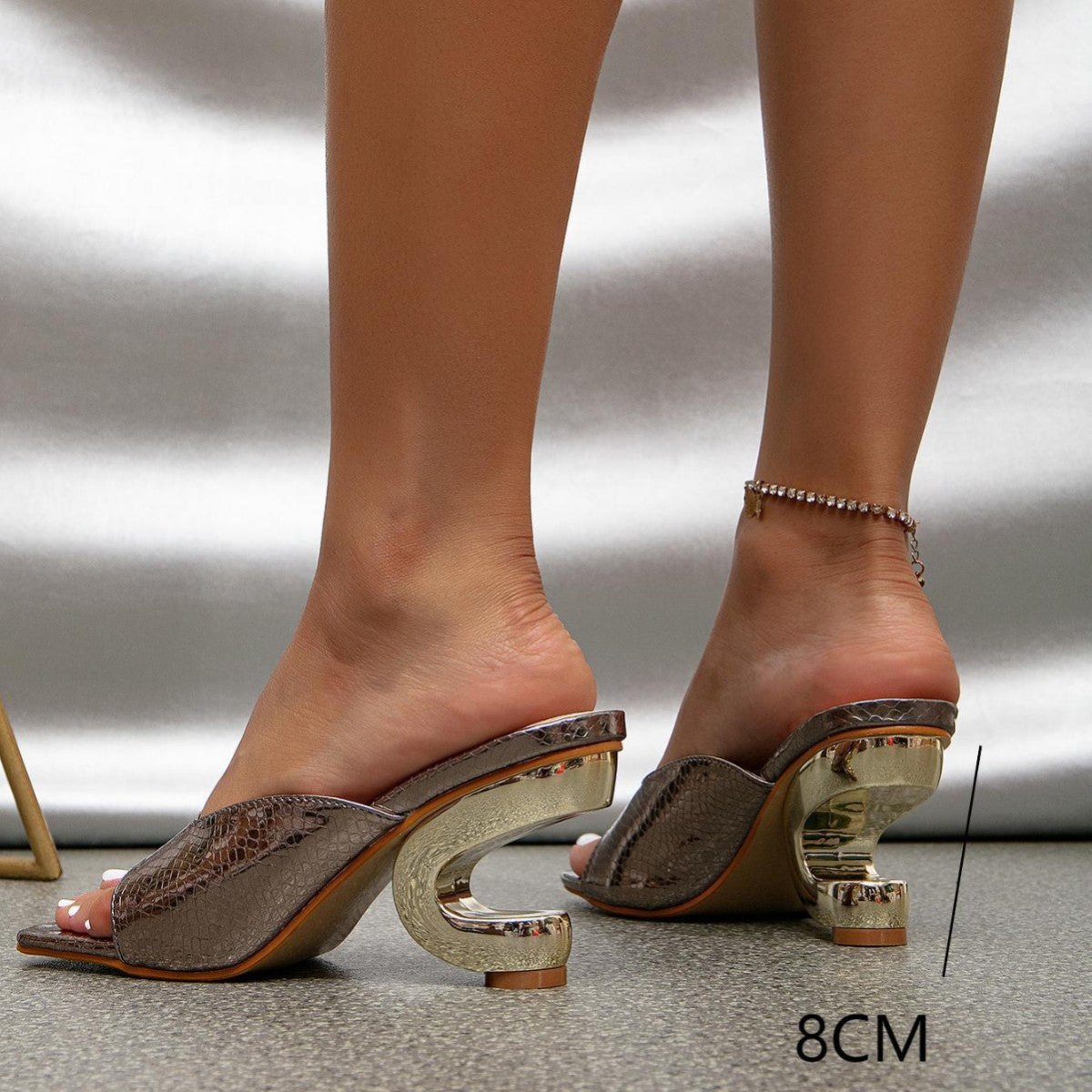 Stylish Ladies&