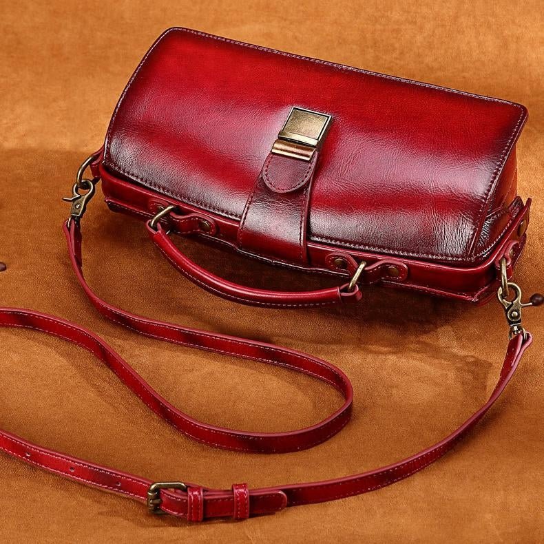 Vintage Chic Leather Doctor Bag – Timeless Elegance and Functionality - Yourstylesite