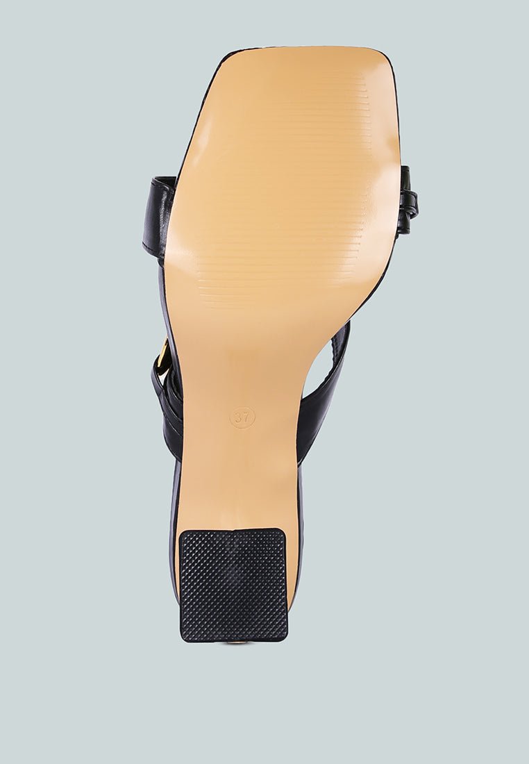 Wandy Luxe Chain - Link Embellished Sandals – Stylish Comfort Redefined - Yourstylesite