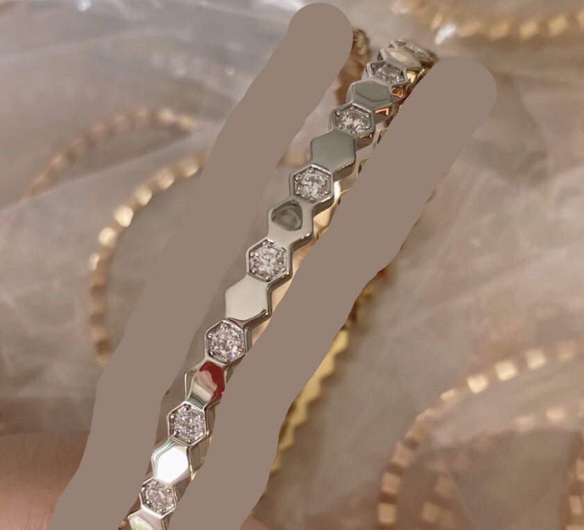 Sterling Silver Honeycomb Bracelet: Elegant Beauty in Gold & Silver - YOURSTYLESITE