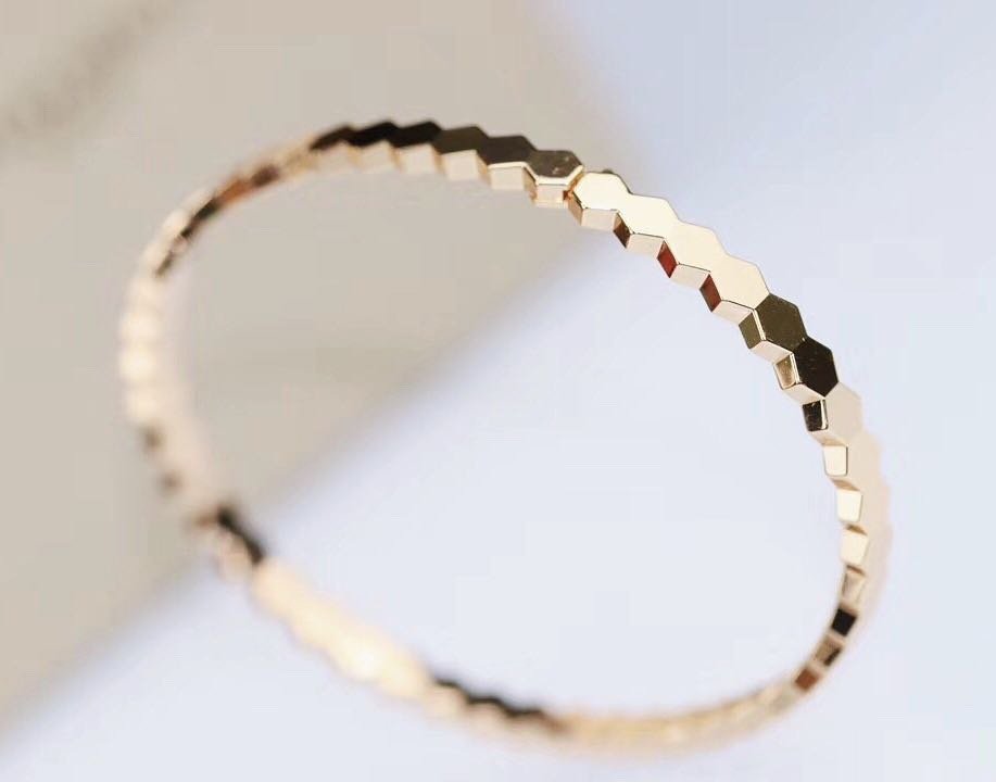 Sterling Silver Honeycomb Bracelet: Elegant Beauty in Gold & Silver - YOURSTYLESITE