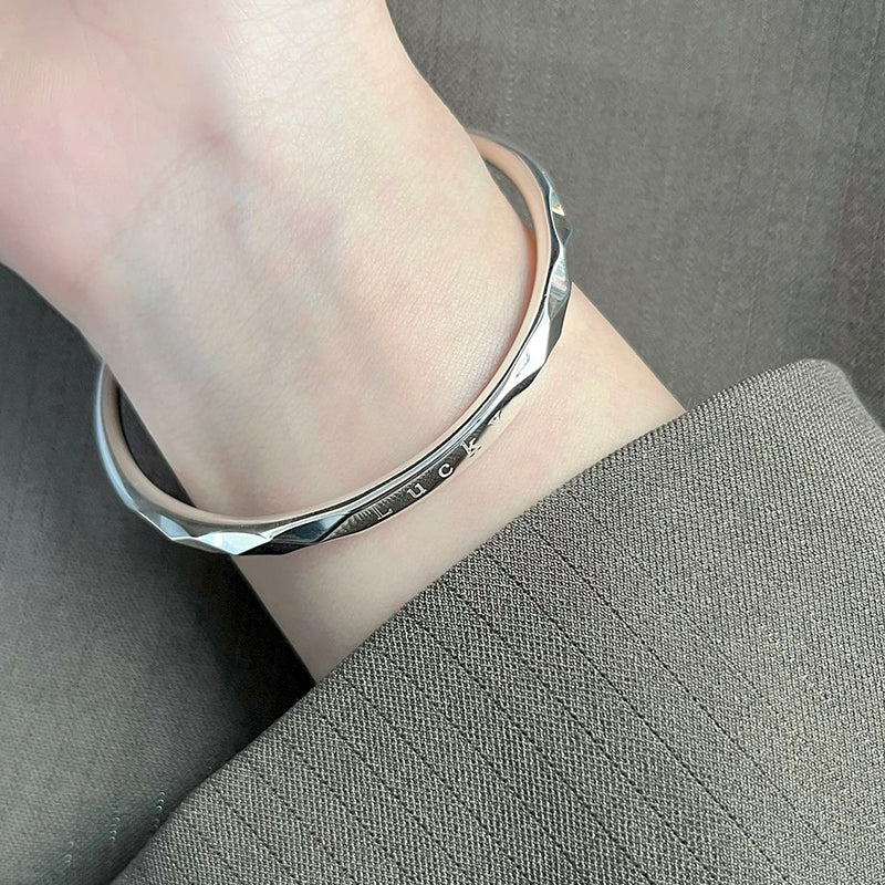 Sterling Silver Lucky Bracelet - High-Quality 999 Foot Silver Jewelry - Yourstylesite