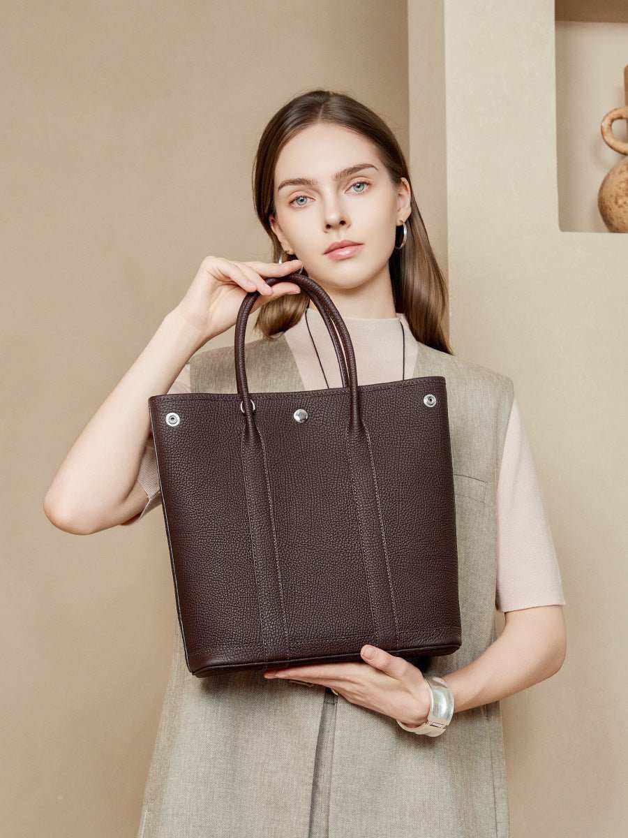 Unlock Your Style Potential: A Step-by-Step Guide to Engaging with the Yourstylesite Fashion Community Through Must-Have Handbags - Yourstylesite
