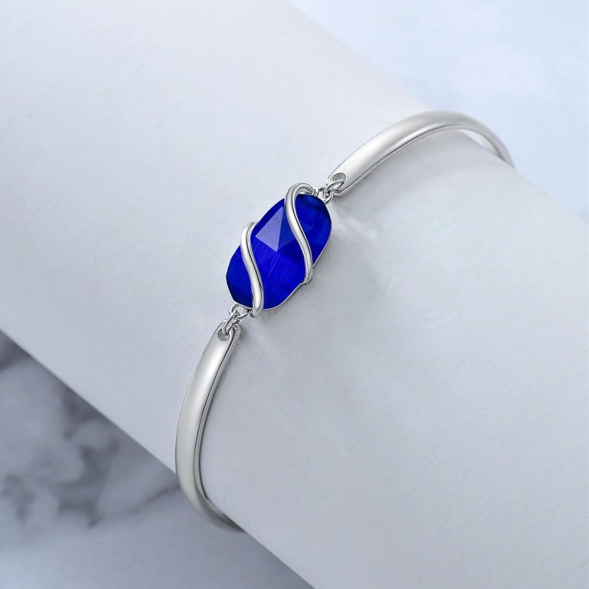 Green Malachite &amp; Sterling Silver Bangle for Elegant Women - Yourstylesite