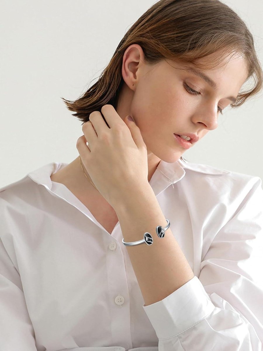 Green Malachite &amp; Sterling Silver Bangle for Elegant Women - Yourstylesite