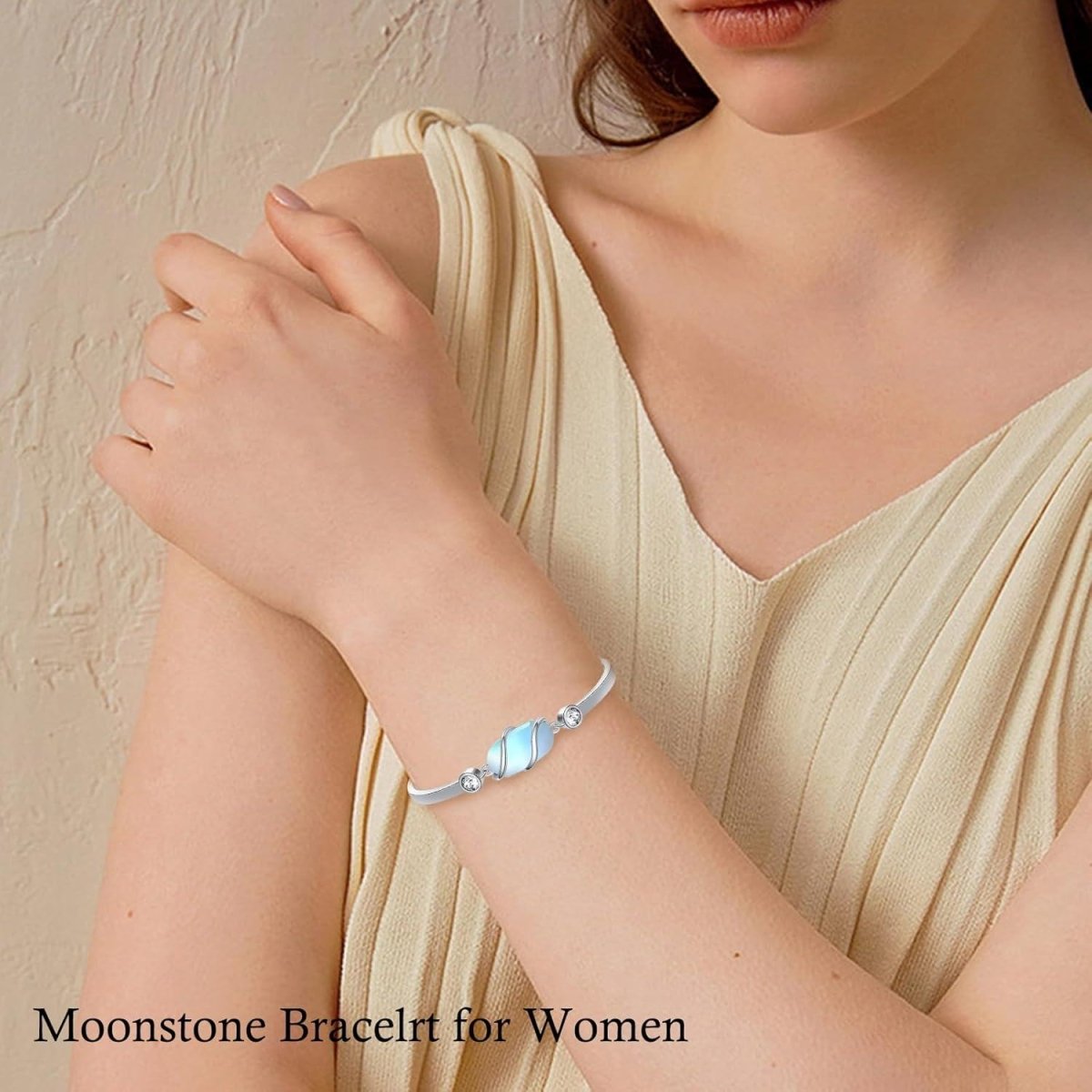 Green Malachite &amp; Sterling Silver Bangle for Elegant Women - Yourstylesite