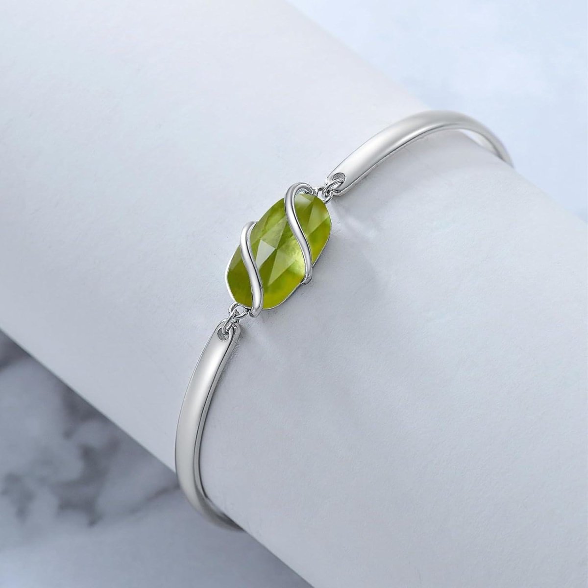 Green Malachite &amp; Sterling Silver Bangle for Elegant Women - Yourstylesite