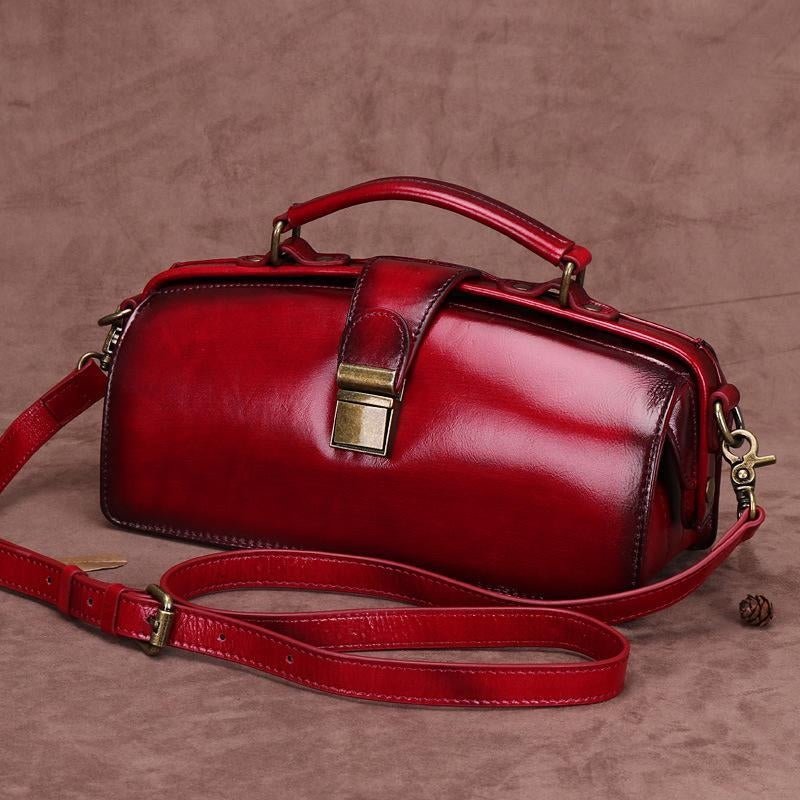 Vintage Chic Leather Doctor Bag – Timeless Elegance and Functionality - Yourstylesite