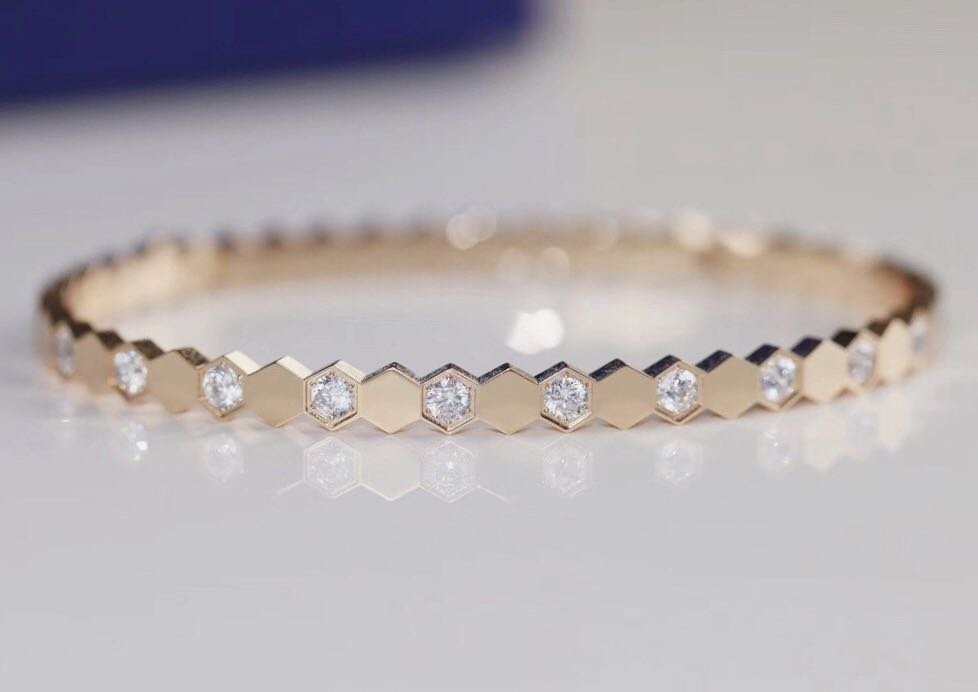 Sterling Silver Honeycomb Bracelet: Elegant Beauty in Gold &amp; Silver - YOURSTYLESITE